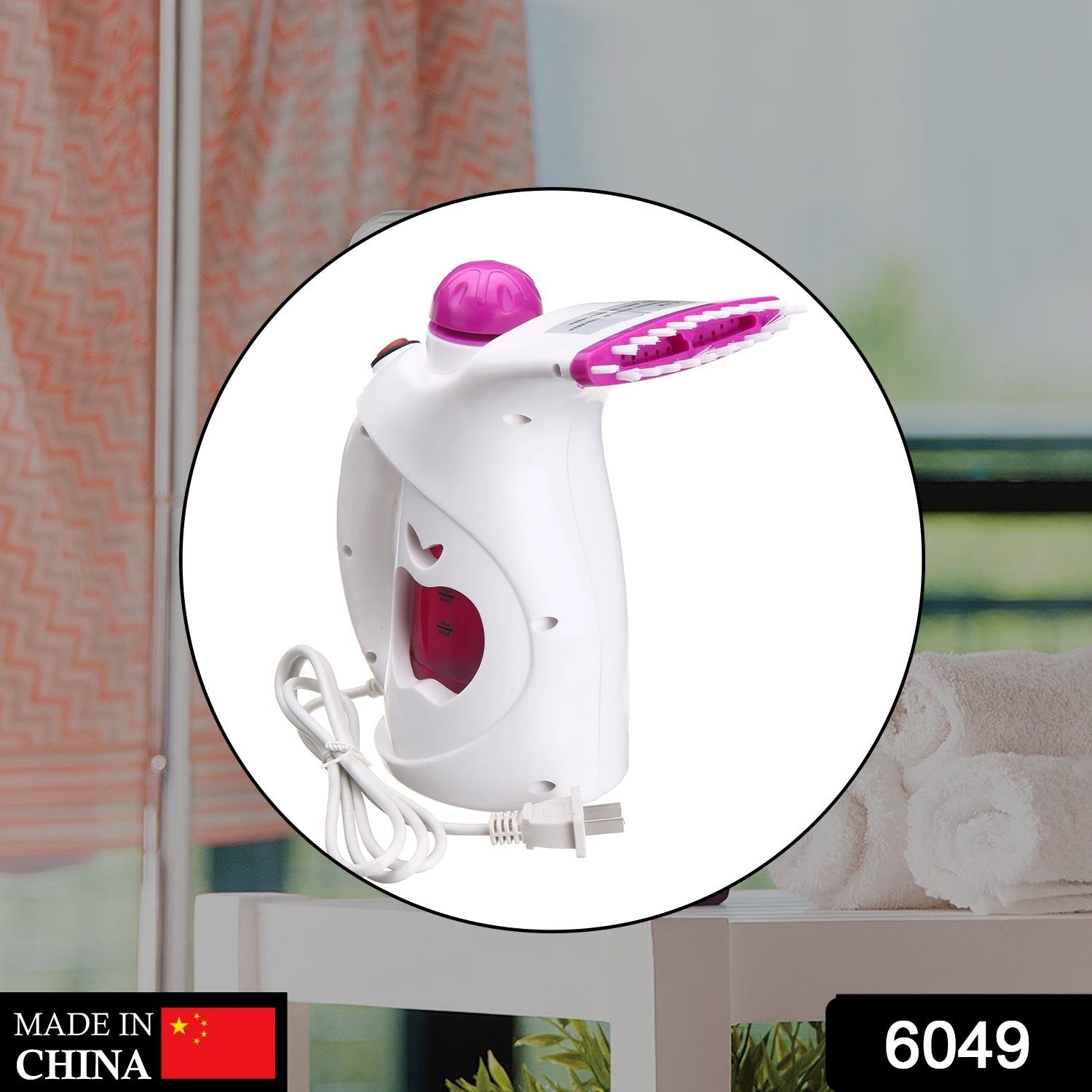 Compact garment and facial steamer with ergonomic design Compact garment and facial steamer with ergonomic design